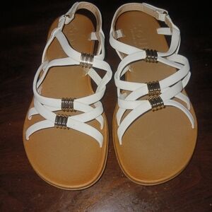 SOUL Naturalizer White Sandals with Gold Details